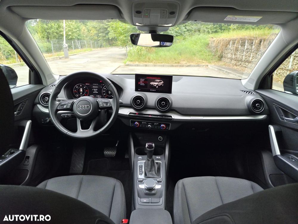 Audi Q2 35 TDI quattro S tronic Basic - 7