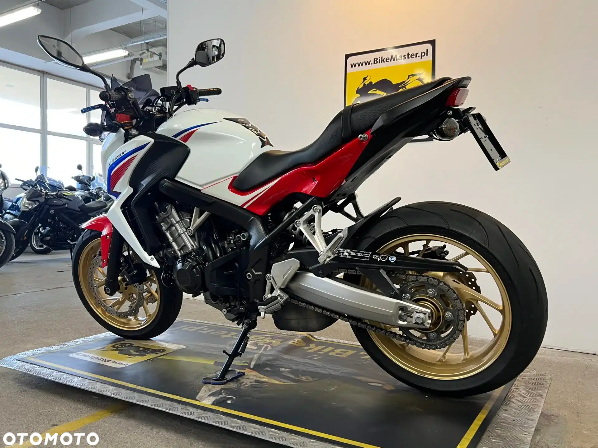 Honda CB - 6