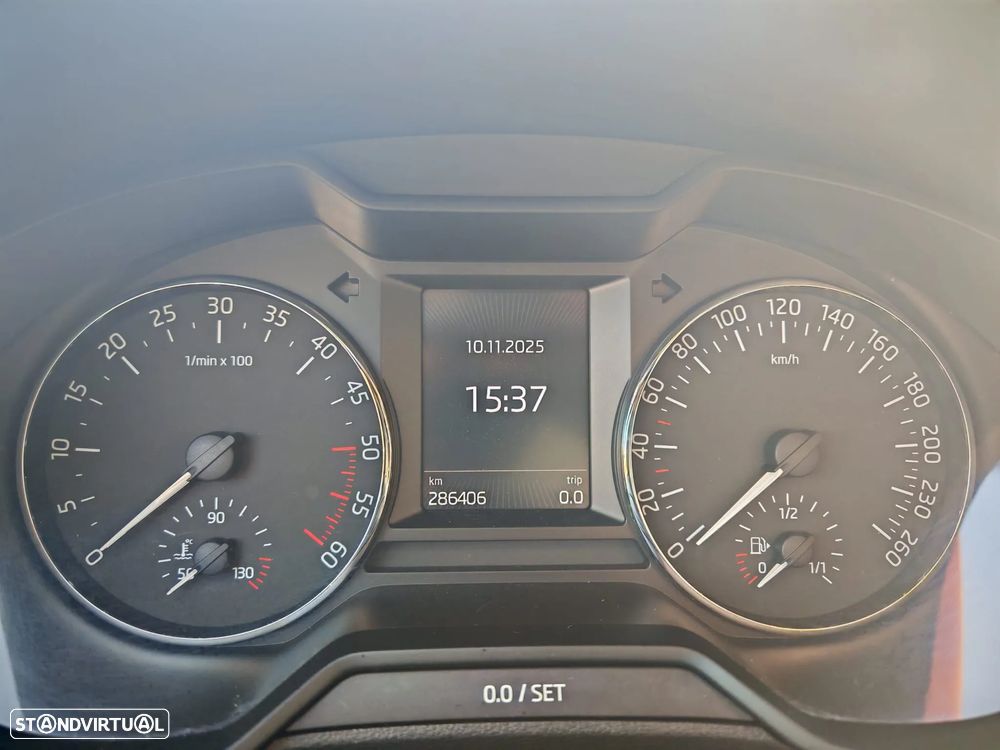 Skoda Octavia Break 1.6 TDi Ambiente - 13