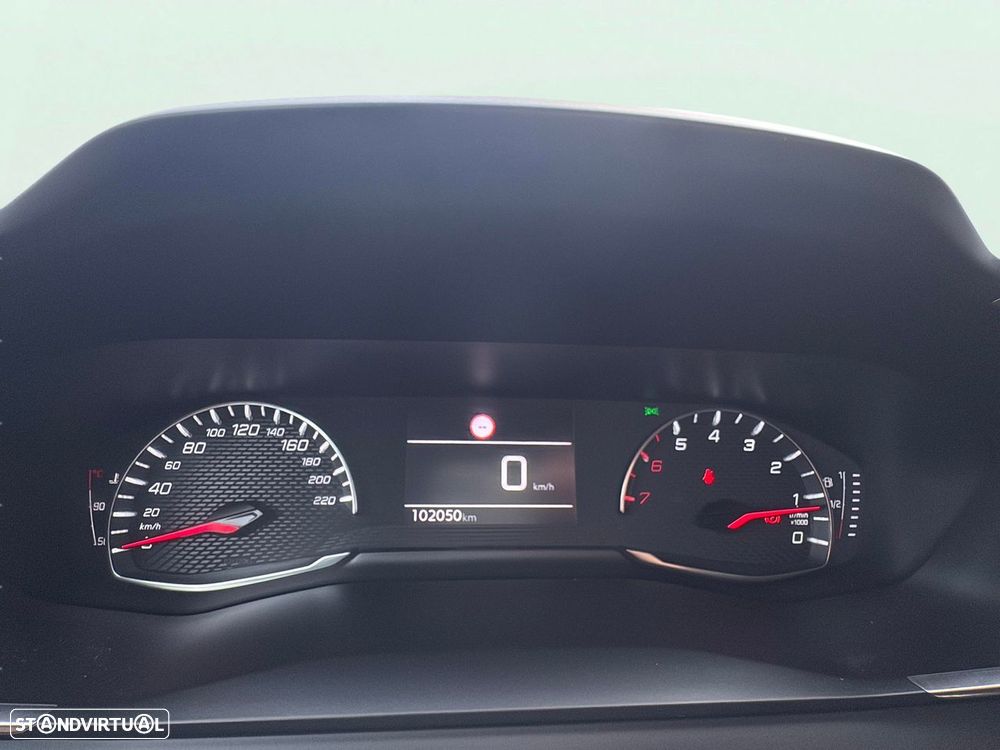 Peugeot 2008 1.2 PureTech Allure - 11