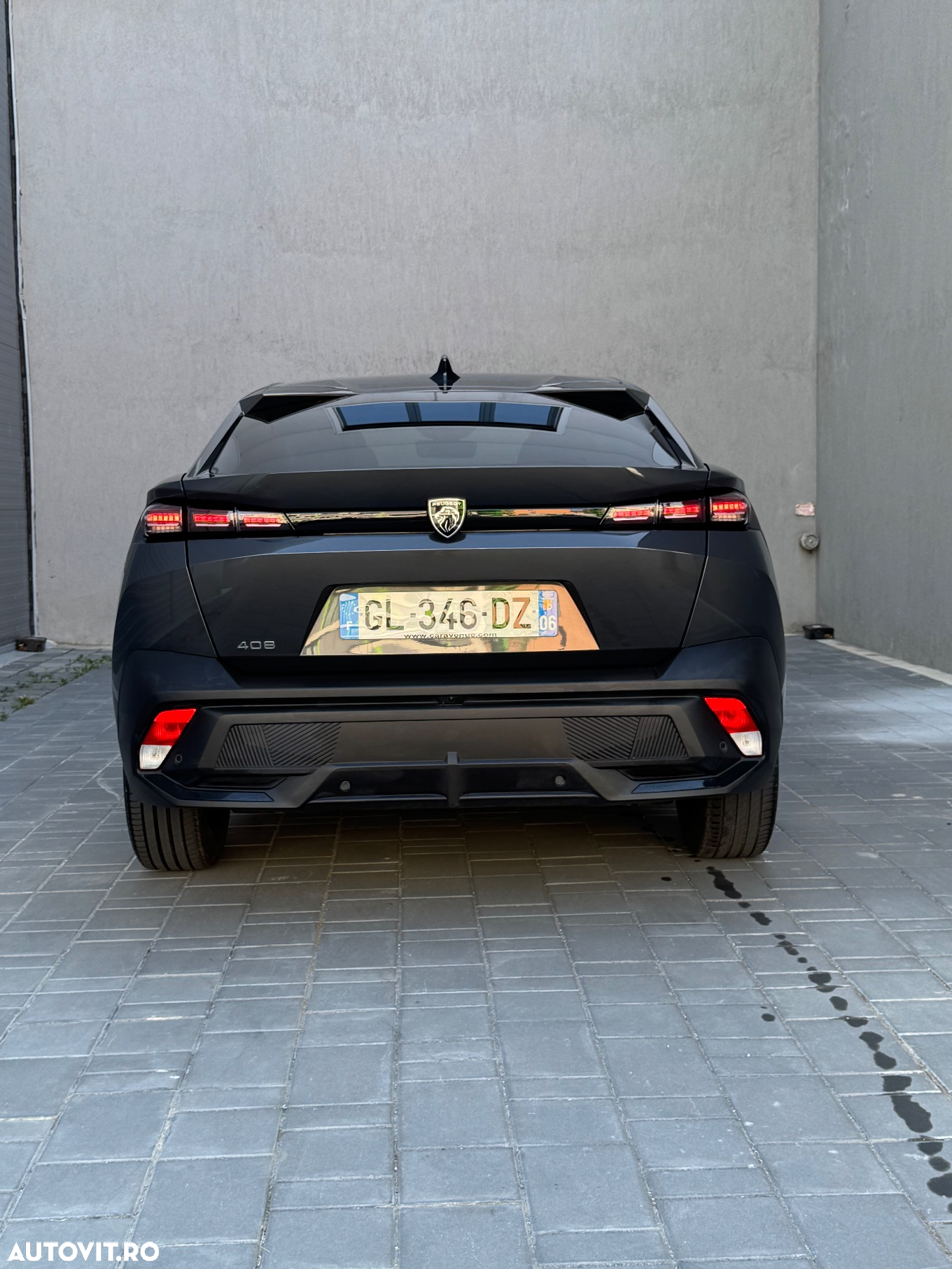 Peugeot 408 1.2L PureTech 130 S&S EAT8 Allure - 17
