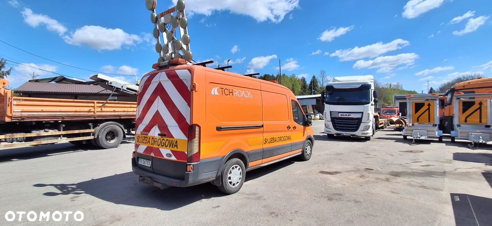 Ford Transit - 3