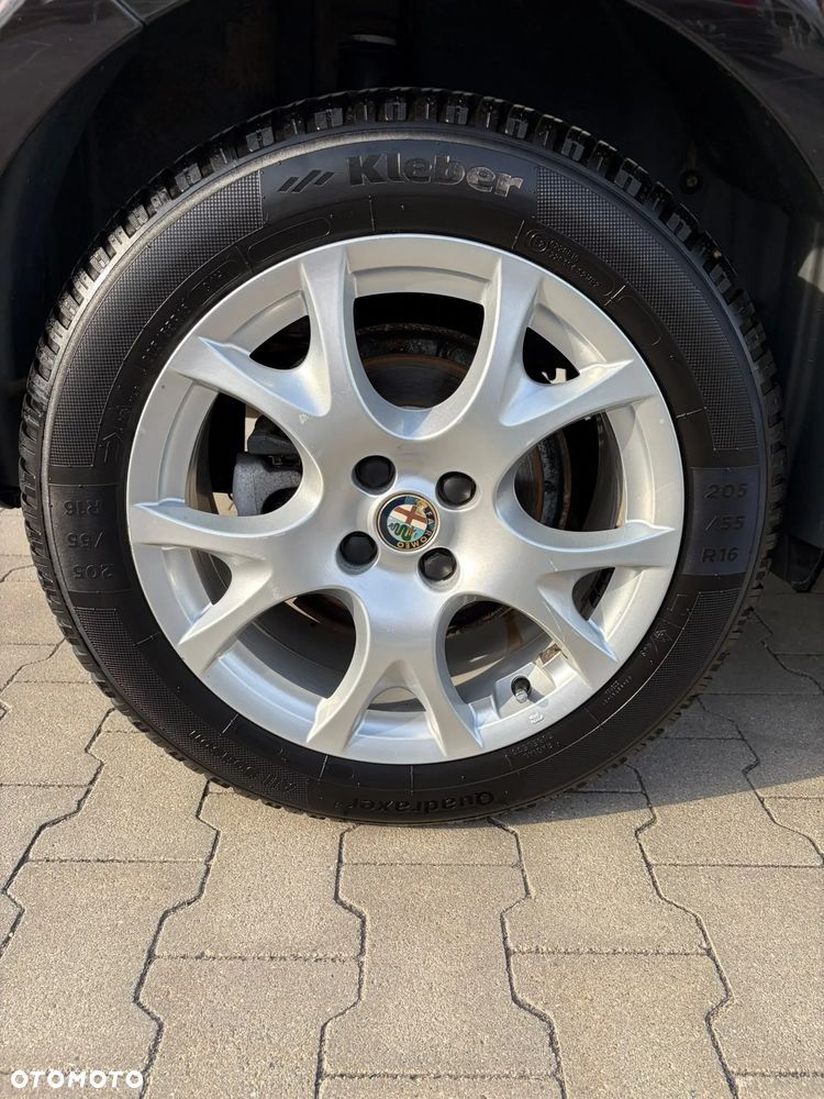 Alfa Romeo Mito 1.4 MultiAir Distinctive - 9