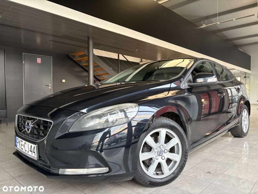 Volvo V40 D2 Momentum - 1