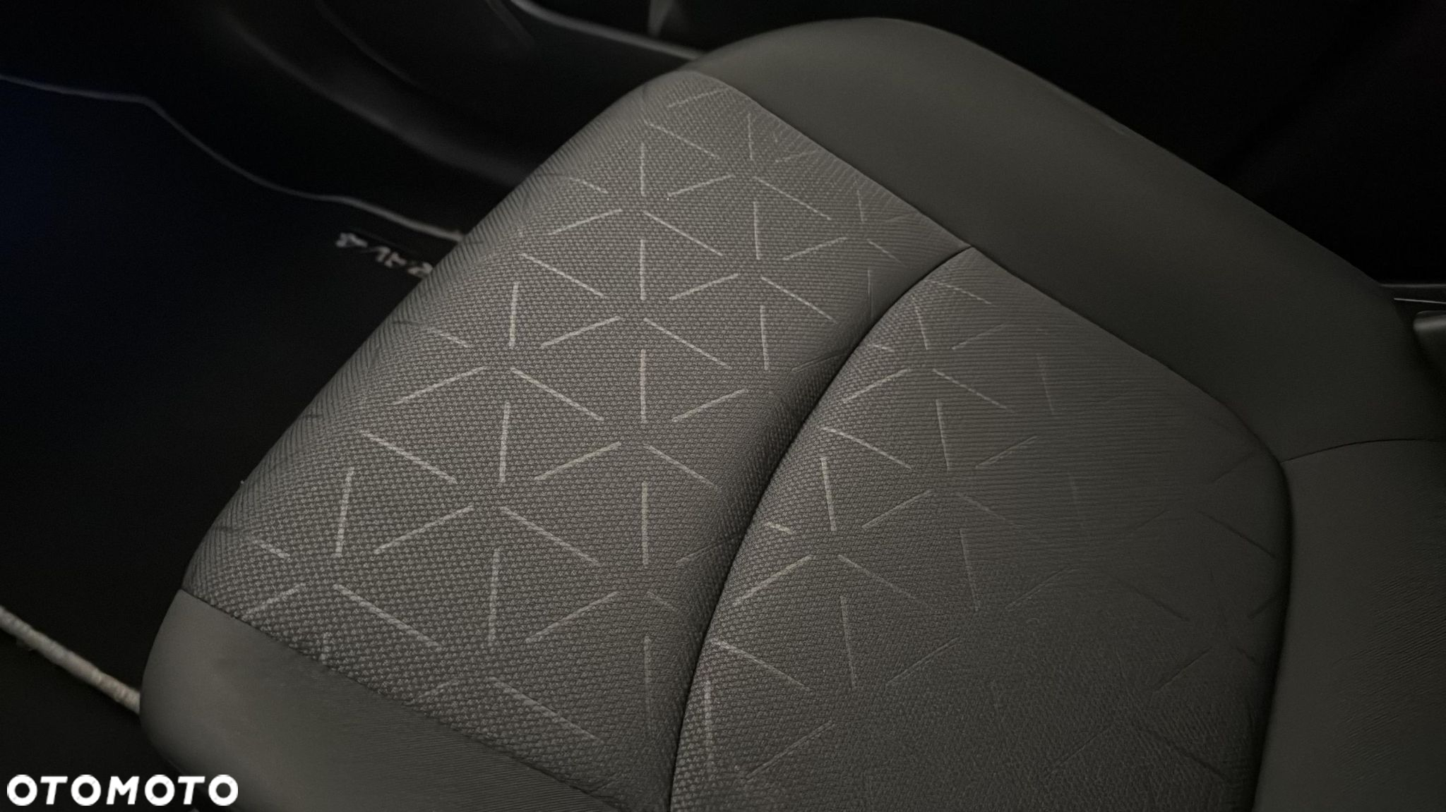 Toyota RAV4 2.5 Hybrid Comfort 4x4 - 21
