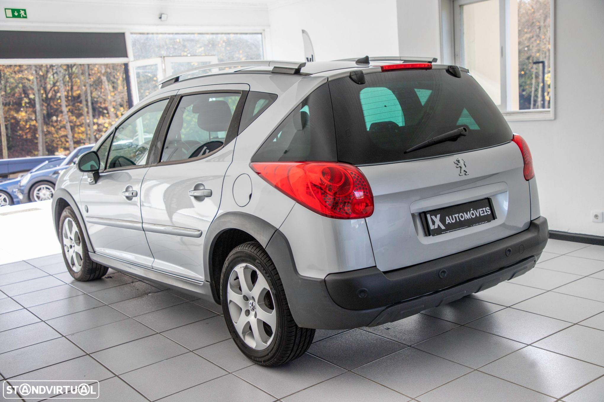 Peugeot 207 SW 1.6 HDi Outdoor - 8