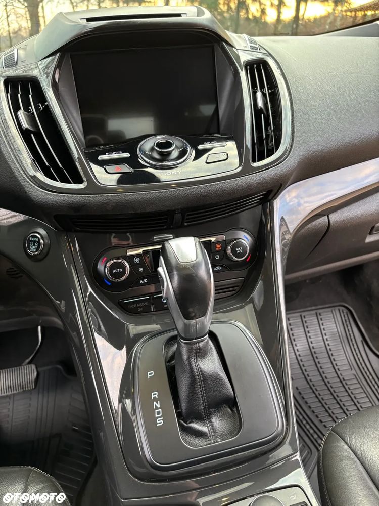 Ford Kuga 1.6 EcoBoost 4WD Titanium - 11