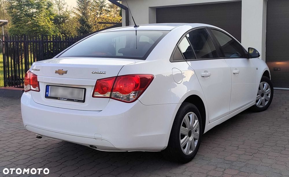 Chevrolet Cruze - 4