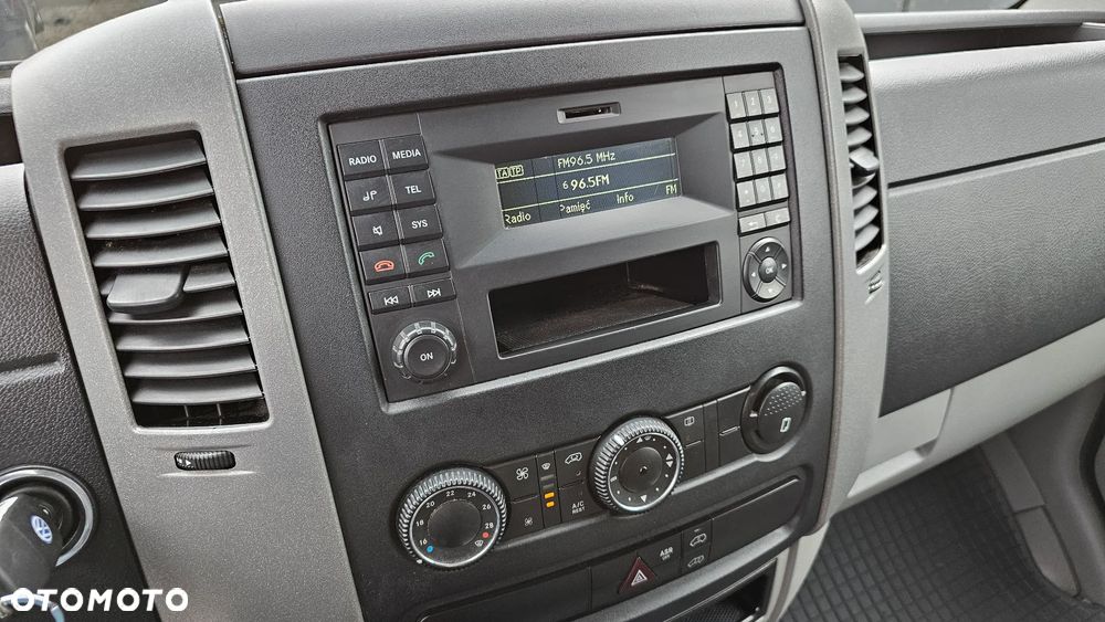 Volkswagen Crafter - 23
