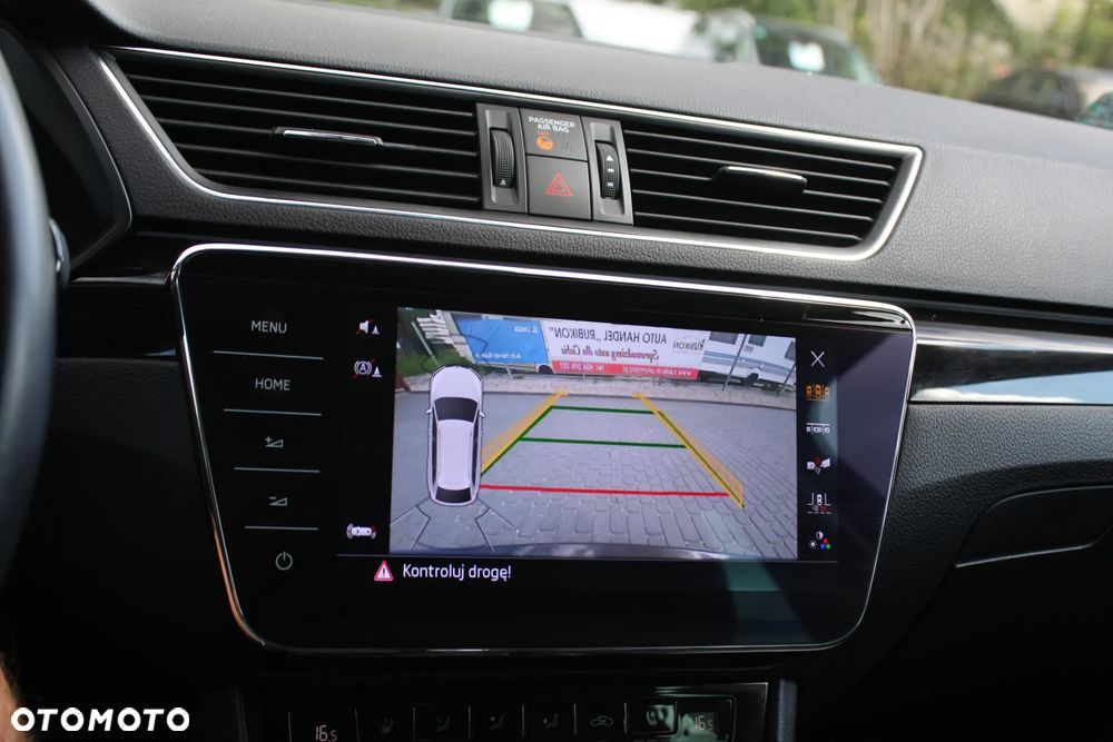 Skoda Superb 2.0 TDI 4x4 L&K DSG - 32
