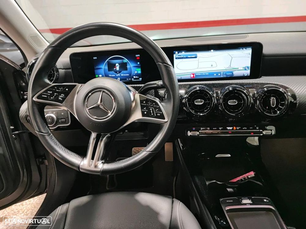 Mercedes-Benz A 250 - 7