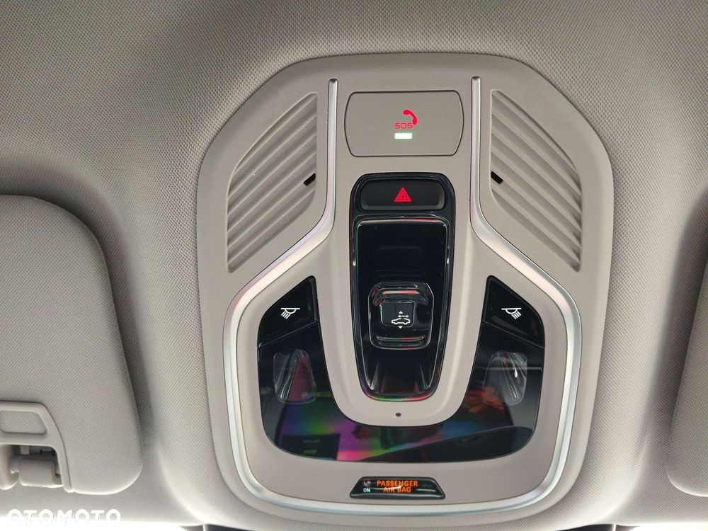 Geely Starray EM-i 1.5 PHEV Max - 30