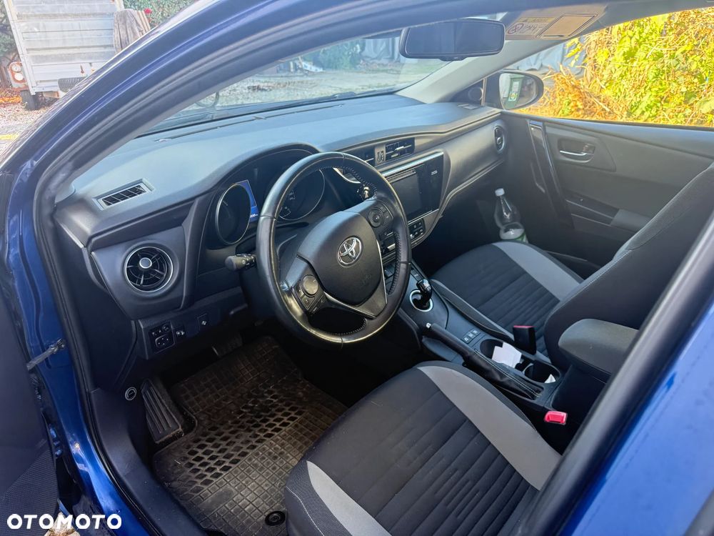 Toyota Auris 1.8 HSD Prestige NAVI - 7