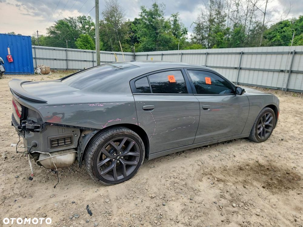 Dodge Charger - 4