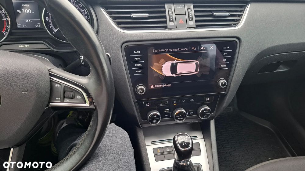 Skoda Octavia 1.6 TDI SCR Ambition - 16