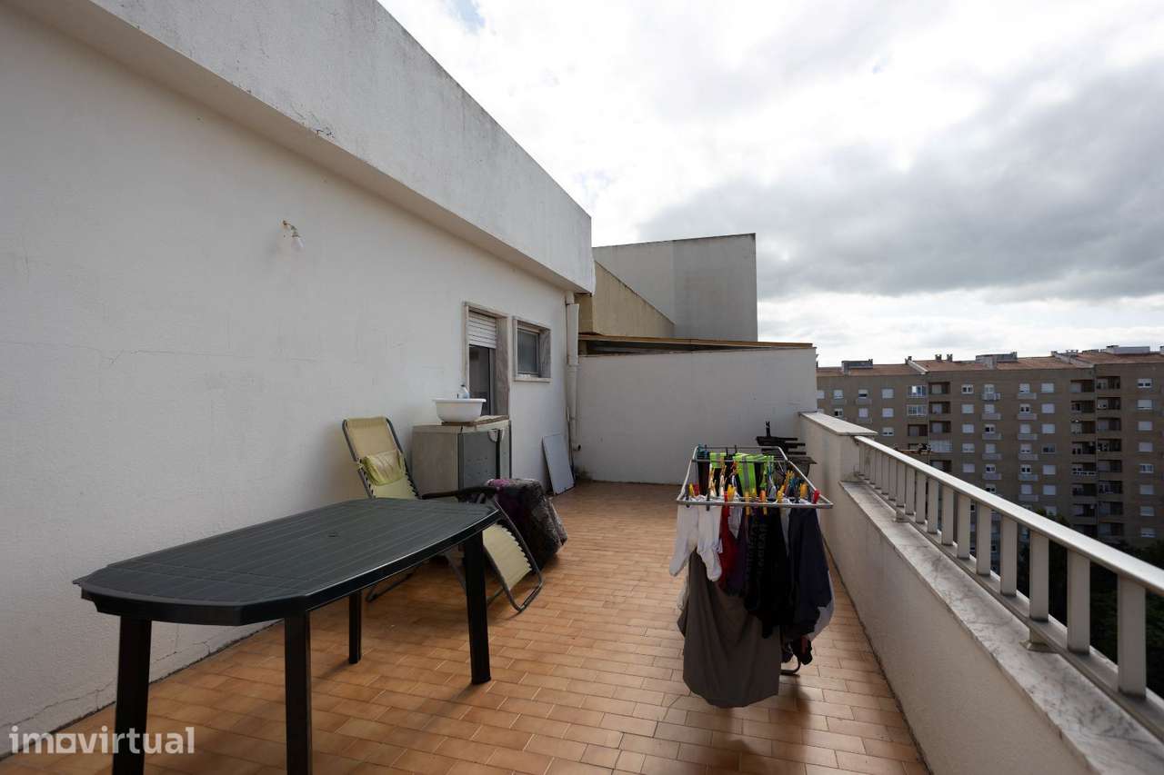 Apartamento T2 no Carregado - Grande imagem: 4/26