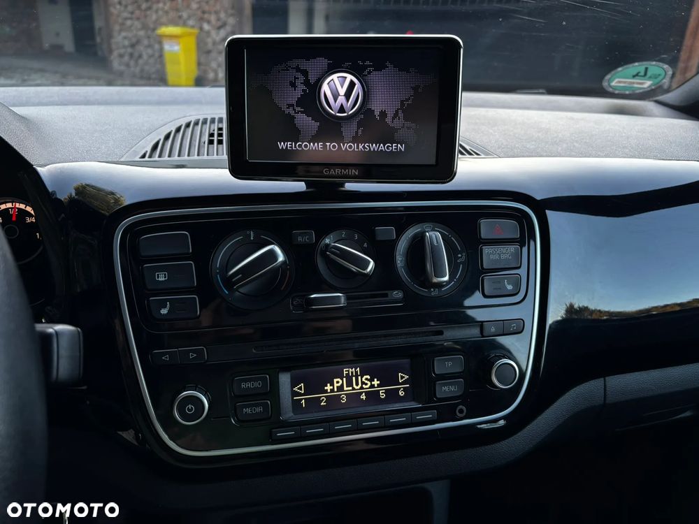 Volkswagen up! - 17