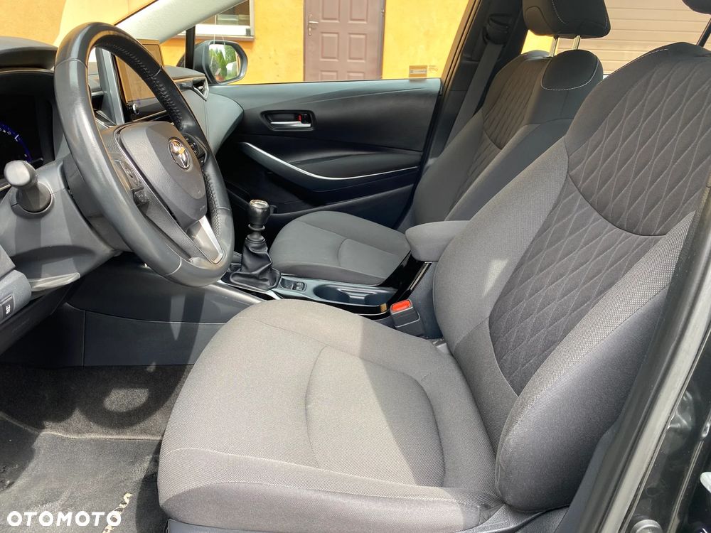 Toyota Corolla 1.5 Comfort - 13