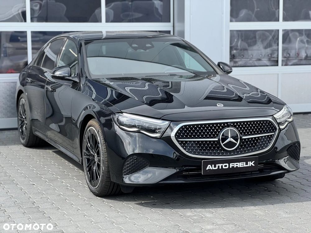 Mercedes-Benz Klasa E 200 d 9G-TRONIC AVANTGARDE Line NIGHT Edition - 7