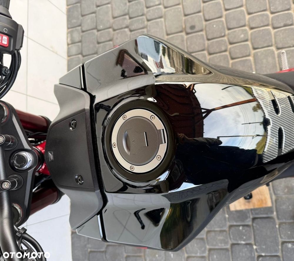 Honda Hornet - 36