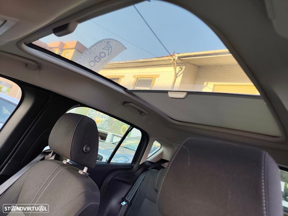 Ford B-Max 1.5 TDCi Titanium - 27