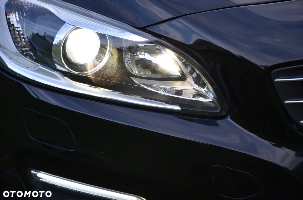Volvo V60 D2 Drive-E Momentum - 10