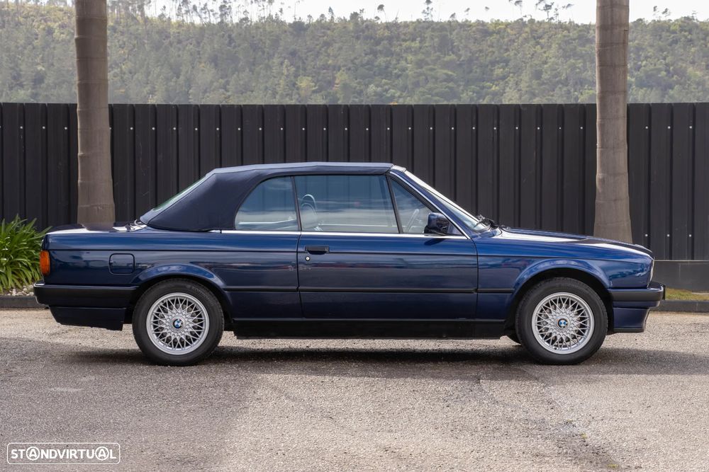 BMW 320 i Cabriolet - 30