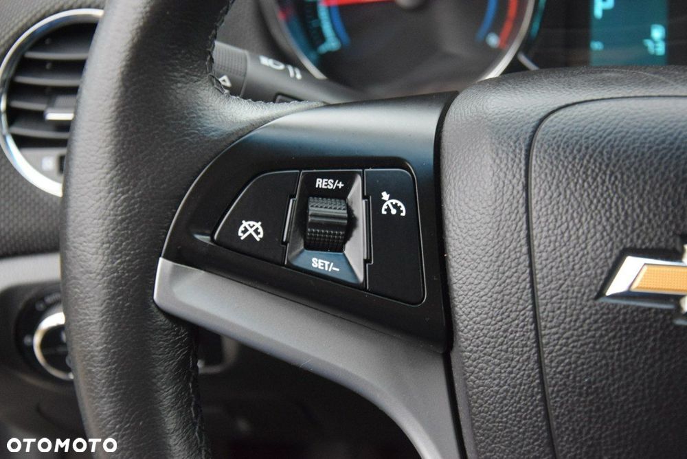 Chevrolet Cruze - 33