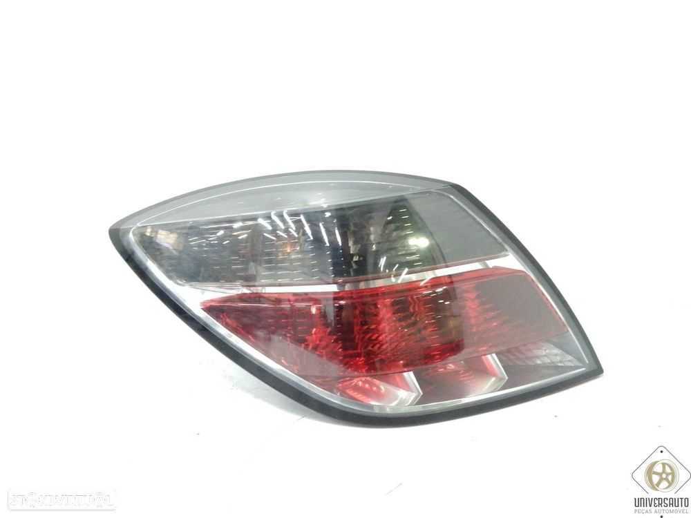 FAROLIM TRASEIRO ESQUERDO OPEL ASTRA H GTC 2006 - 2