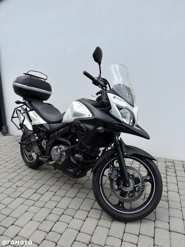 Suzuki V-STROM - 1