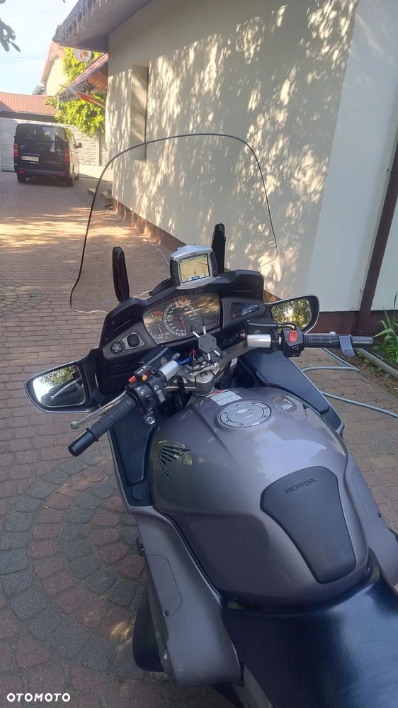 Honda ST - 11