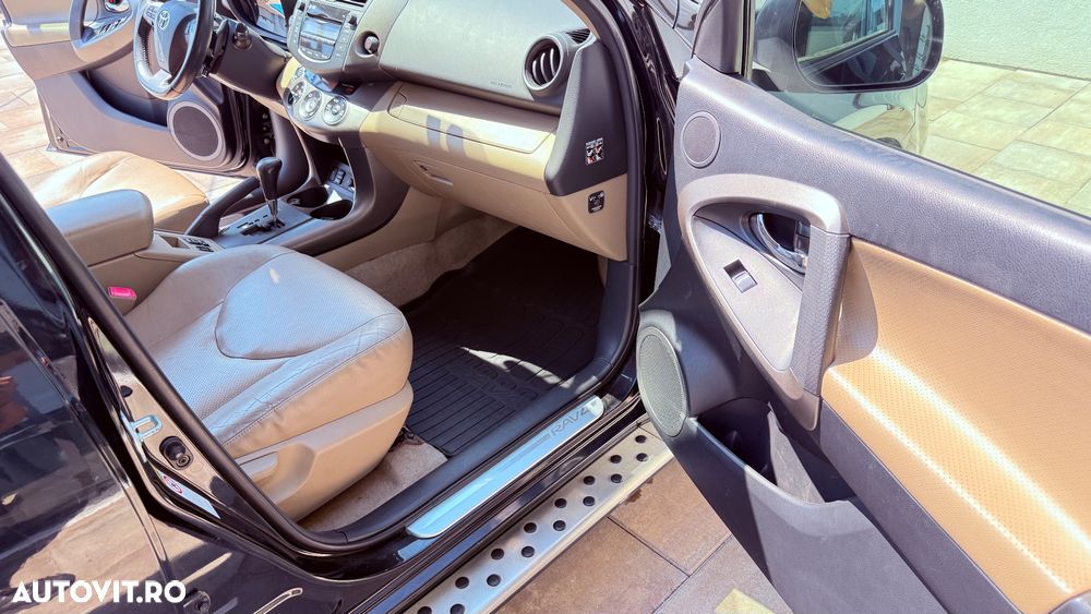 Toyota RAV4 2.0 Multidrive S AWD Executive - 14