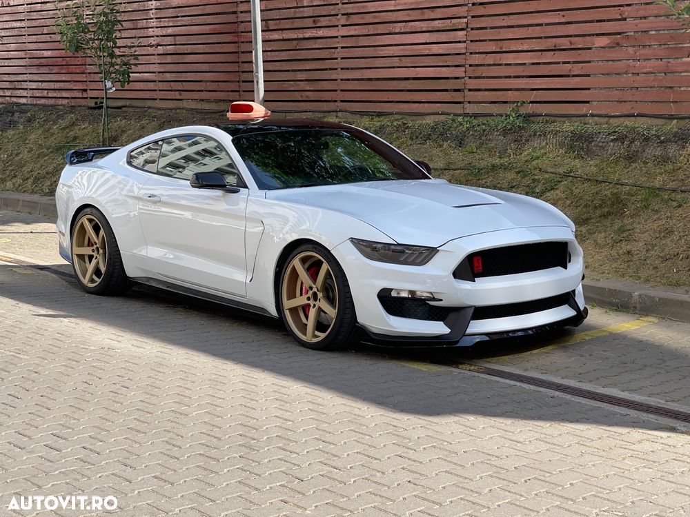 Ford Mustang 2.3 Eco Boost Aut. - 2