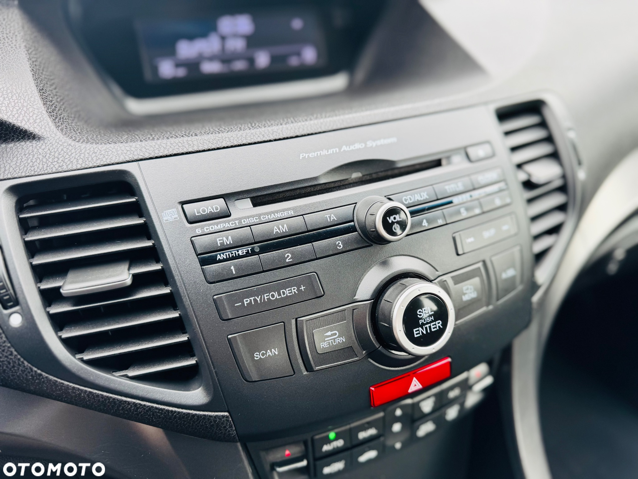 Honda Accord 2.2d Elegance - 38