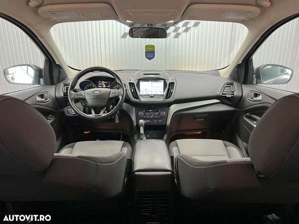 Ford Kuga - 5