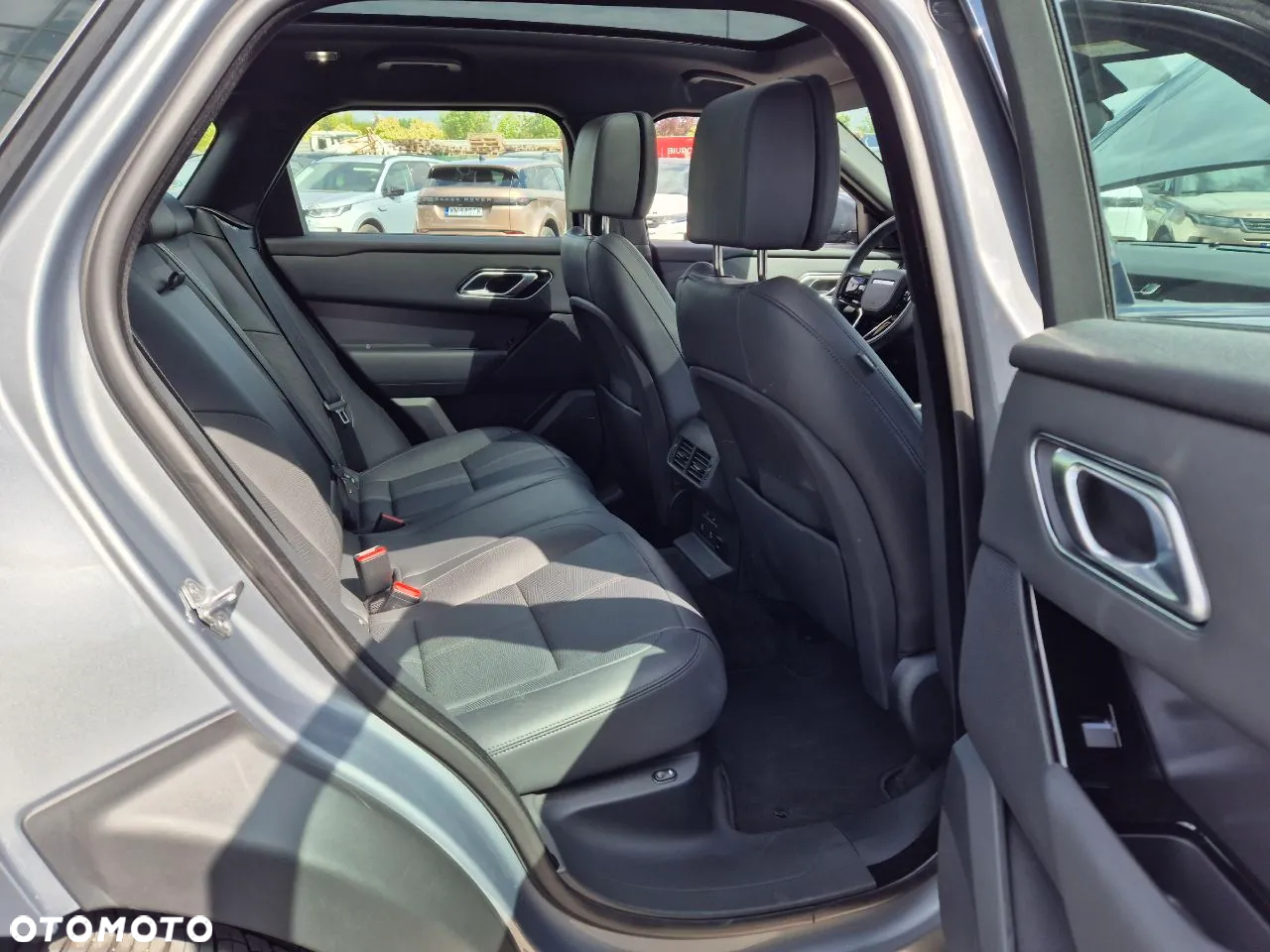 Land Rover Range Rover Velar D300 Dynamic HSE - 14