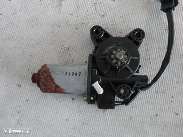 Motor De Elevador Tr Esq Hyundai Santa Fé I (Sm) - 2