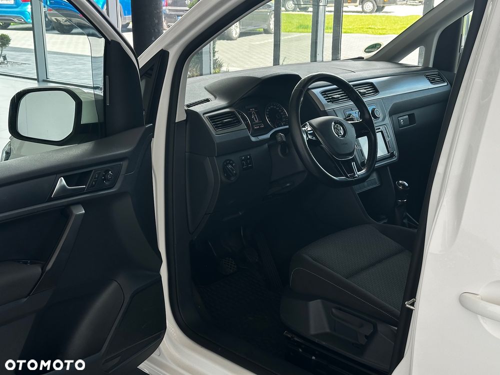 Volkswagen Caddy - 9