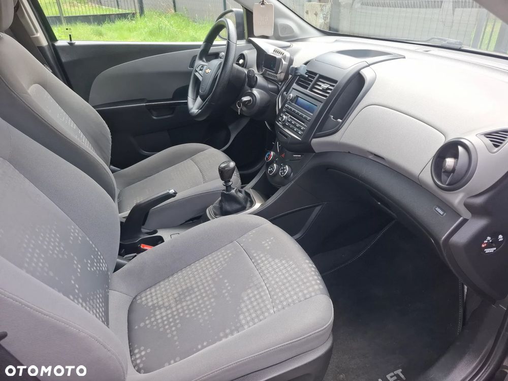 Chevrolet Aveo - 29