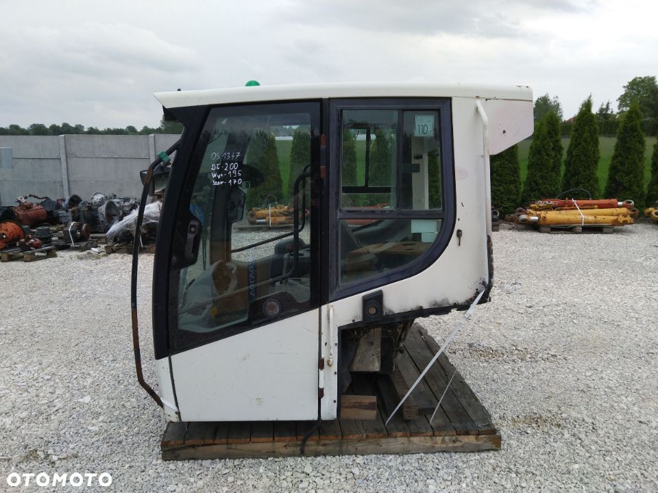 Kabina Liebherr LR634 - 1