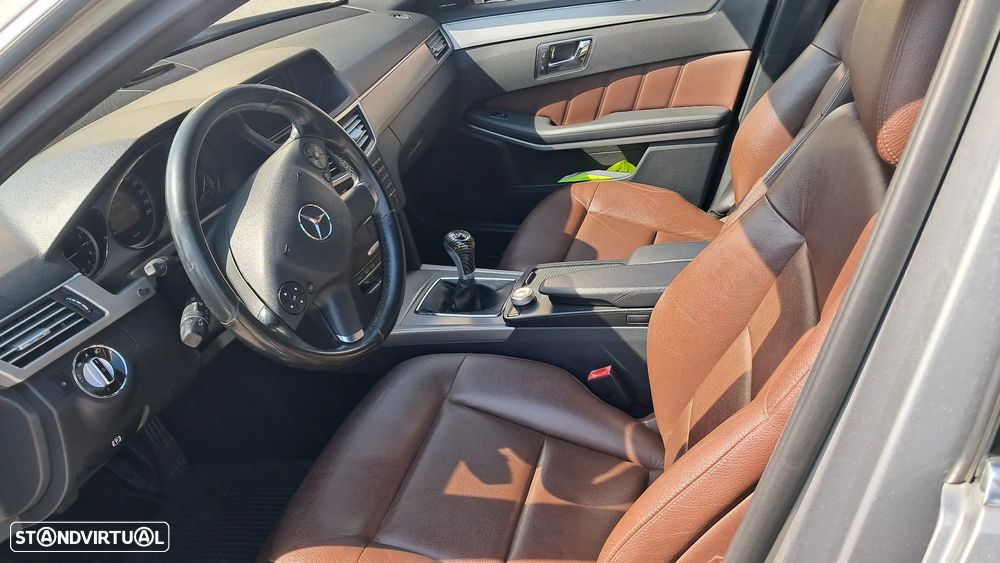 Mercedes-Benz E 250 CDI DPF BlueEFFICIENCY Avantgarde - 24