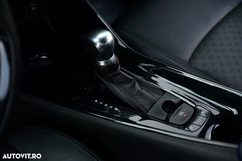 Toyota C-HR Business-Edition - 33