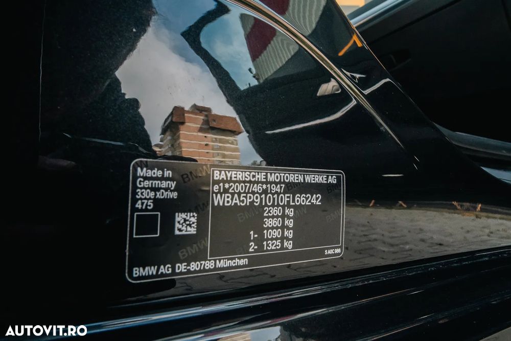 BMW Seria 3 330e xDrive AT PHEV - 34