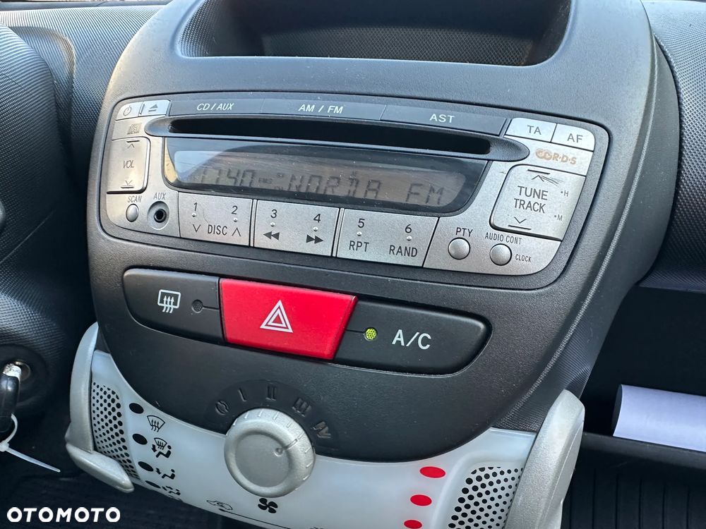 Toyota Aygo 2012 photo 4