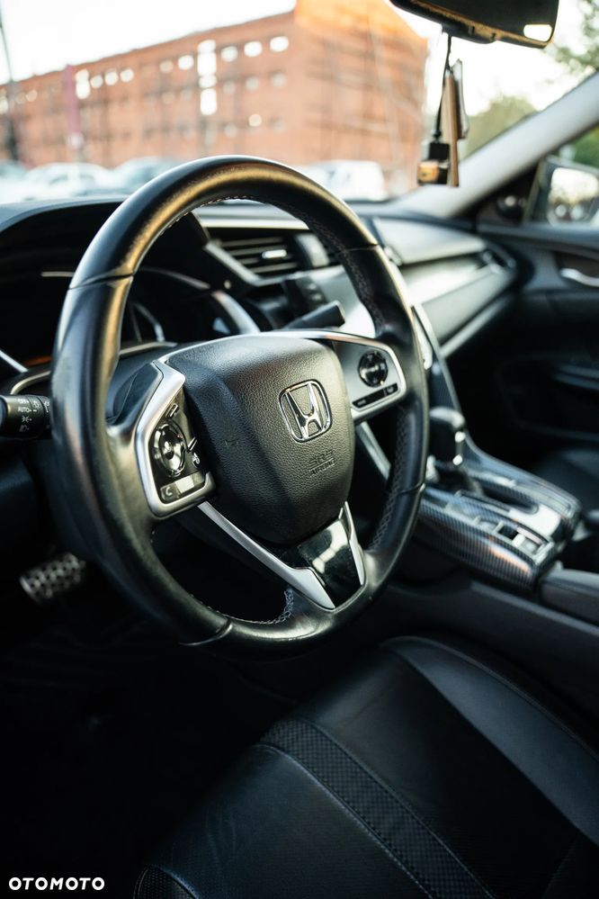 Honda Civic 1.5 i-VTEC Turbo CVT Executive - 15