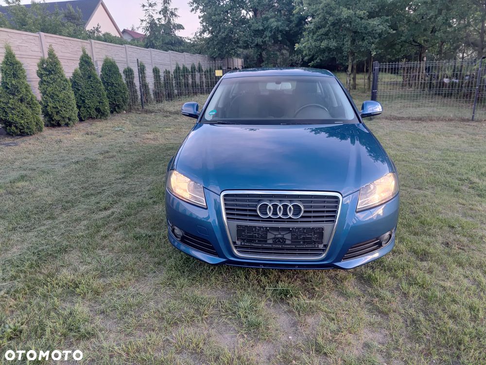 Audi A3 Sportback - 3