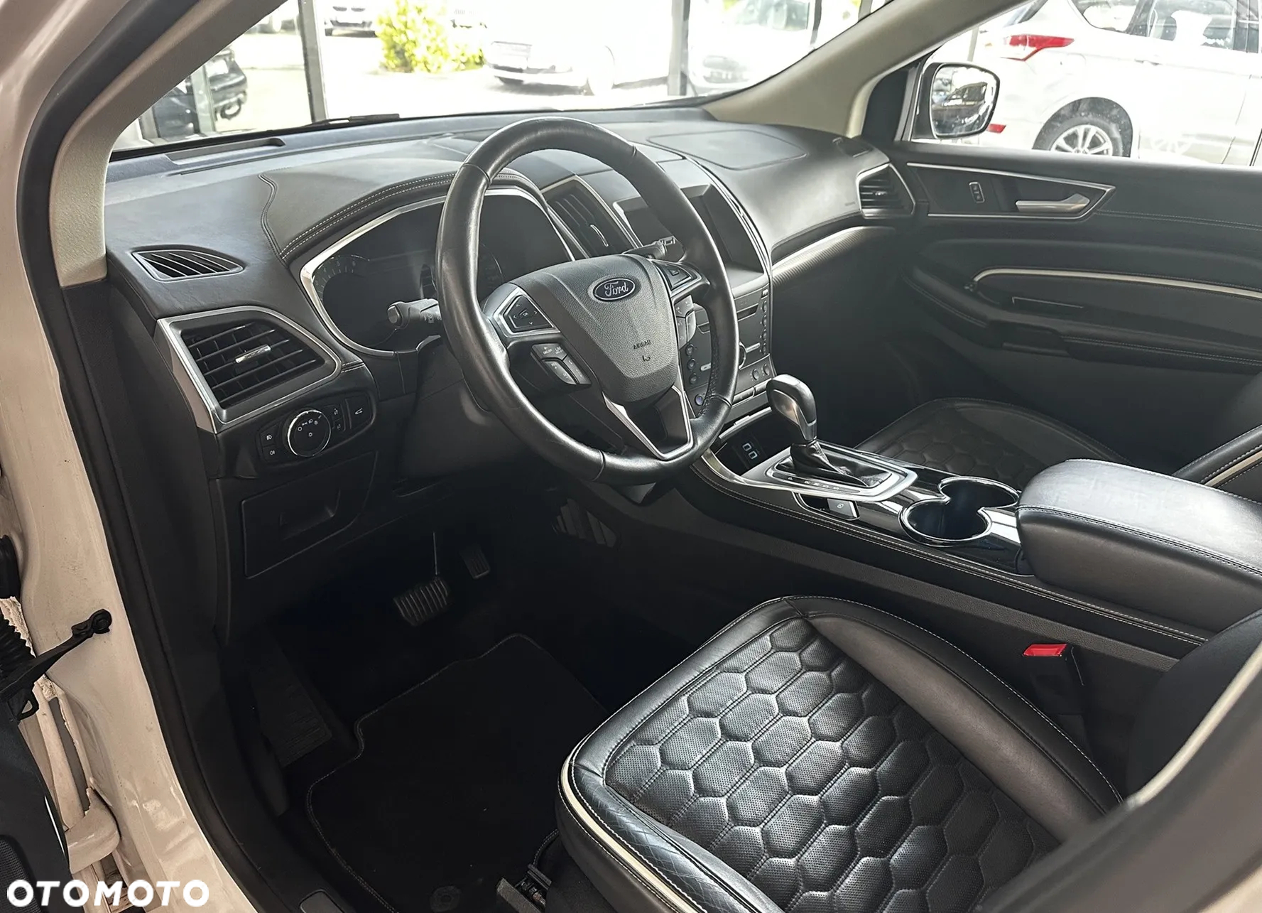 Ford Edge 2.0 TDCi Bi-Turbo 4x4 Vignale - 11