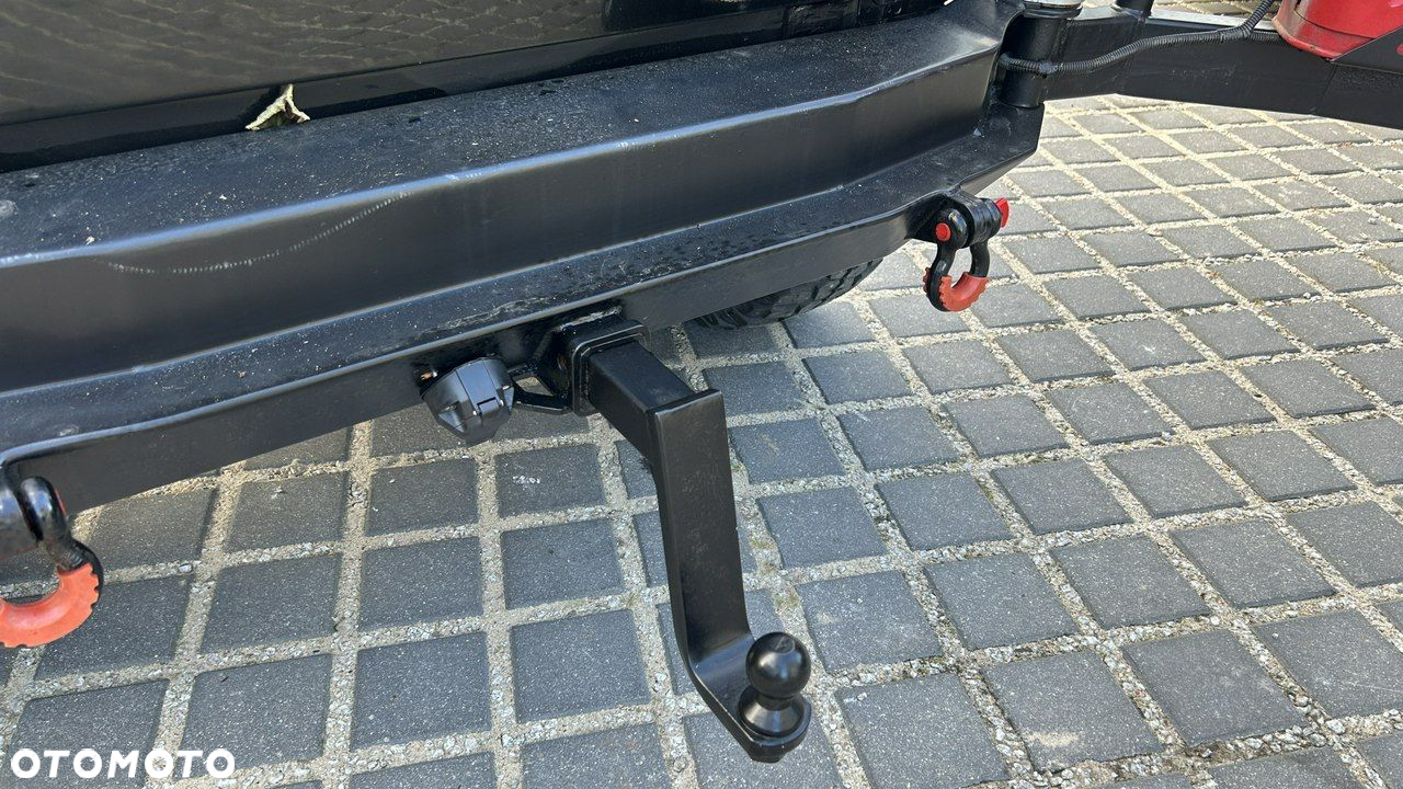 Jeep Wrangler - 23