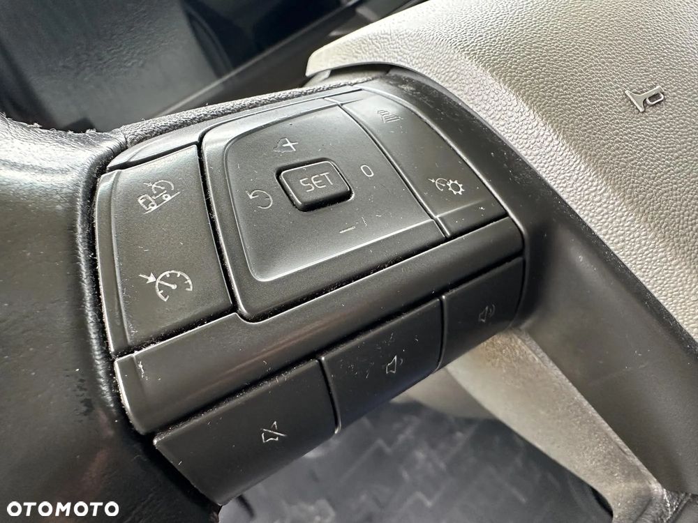Volvo - 8