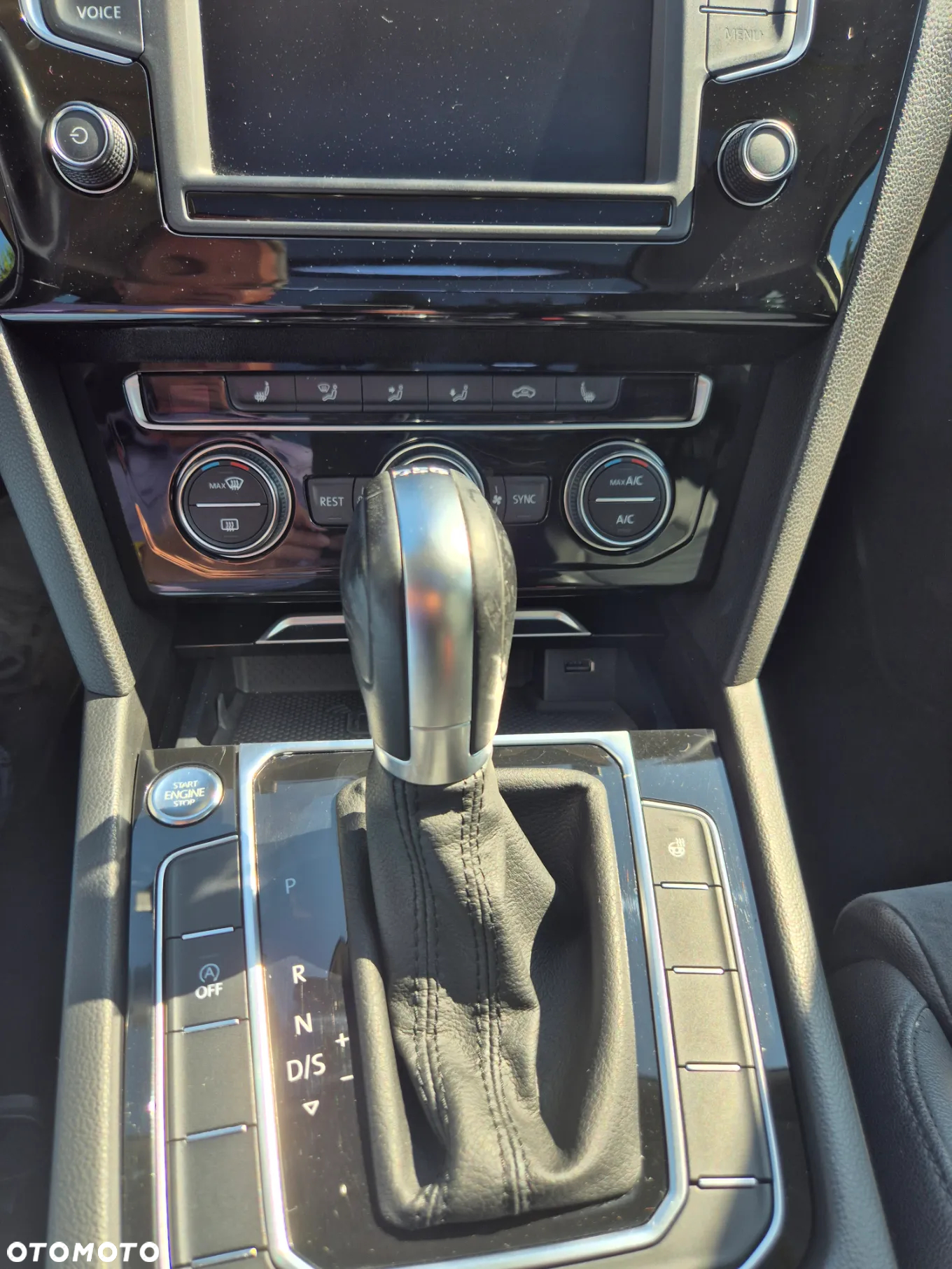 Volkswagen Passat 2.0 TDI BMT Highline DSG - 23